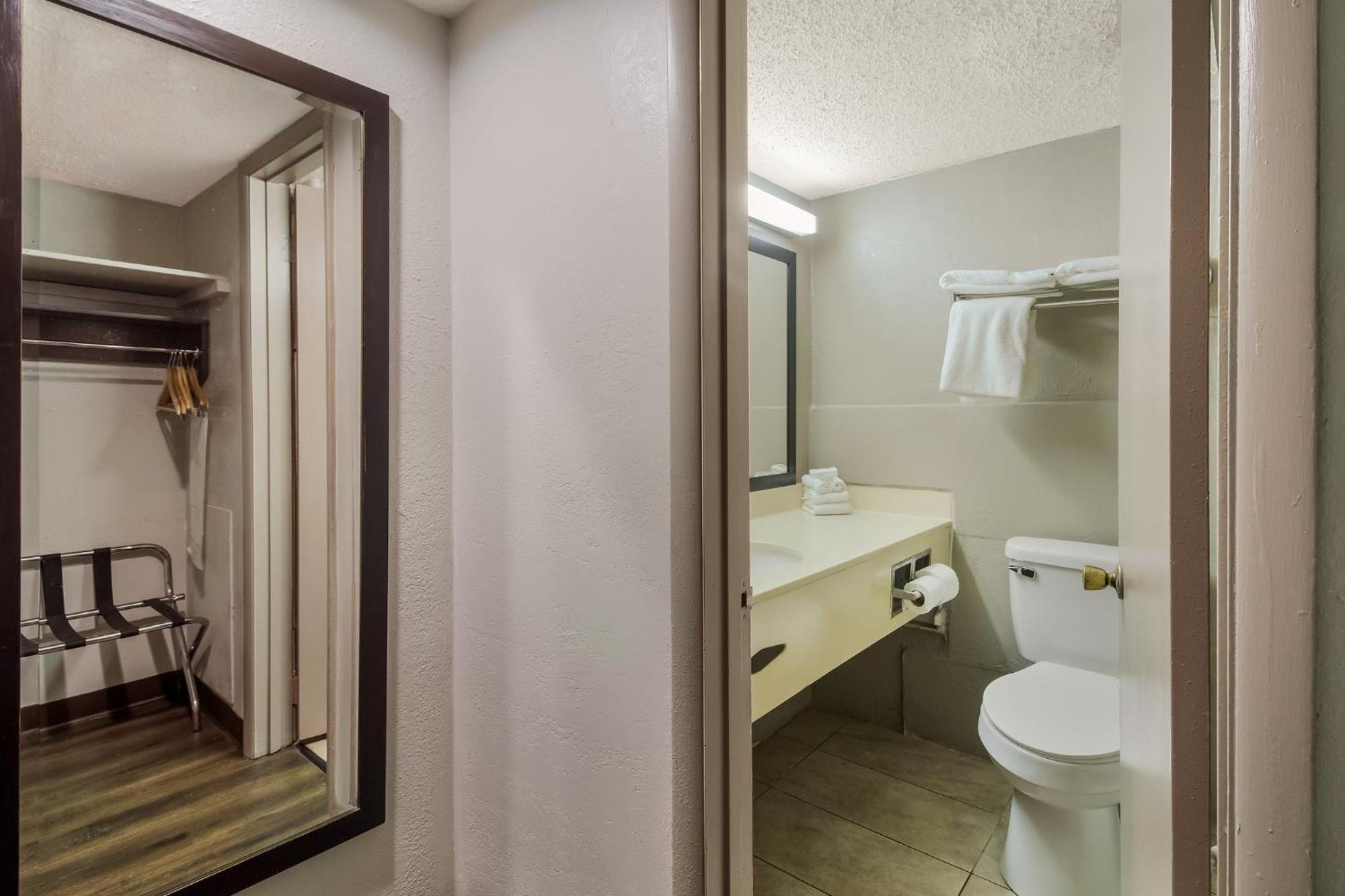 Red Roof Inn New Stanton Luaran gambar